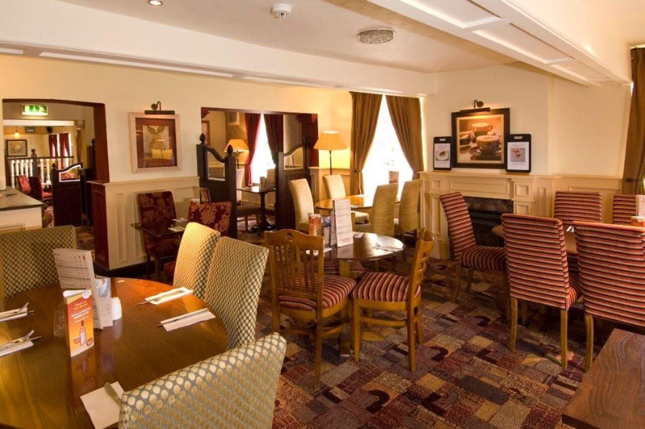 Premier Inn كنوتسفورد المظهر الخارجي الصورة